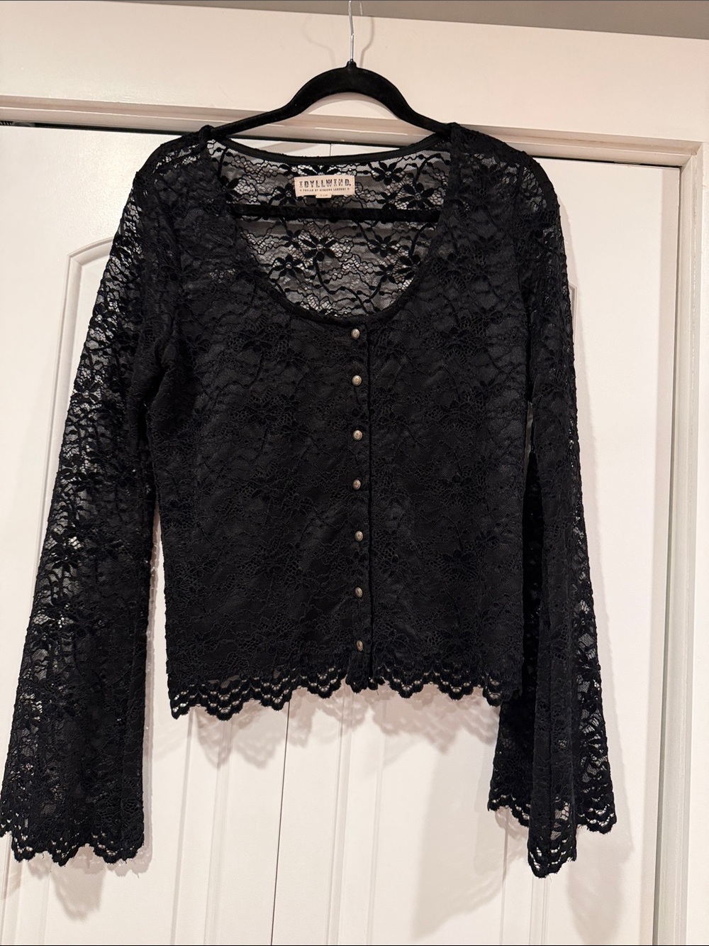Idyllwind Russello Lace Long Bell Sleeve Top Black Lace Button-Front Shirt large